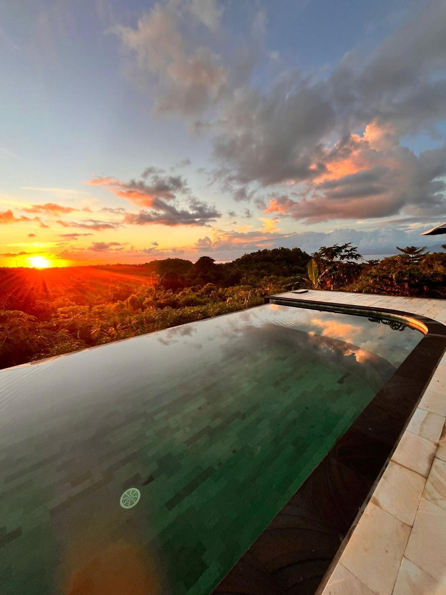 Kubuhill Sunset Bungalow Toyapakeh Exteriör bild